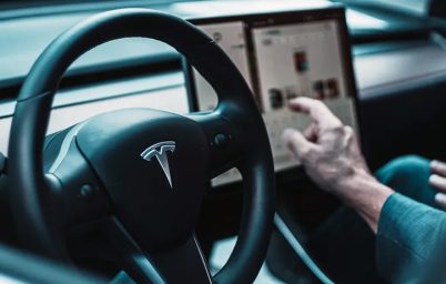 tesla-fabrikasi-gunlerce-kapali-kalacak