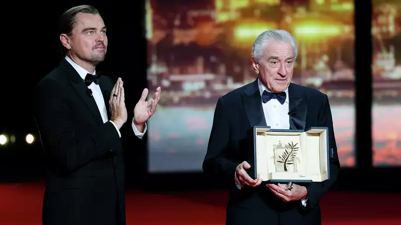 robert-de-niro-yine-elestirdi