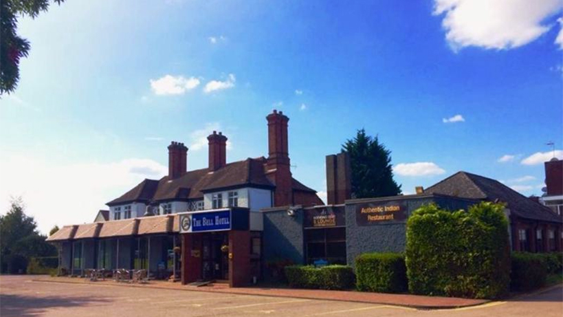 ingiliz-otelleri-gocmenlik-tartismasi