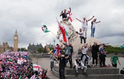 musk-parlamentoyu-feshetme-cagrisi-yapti