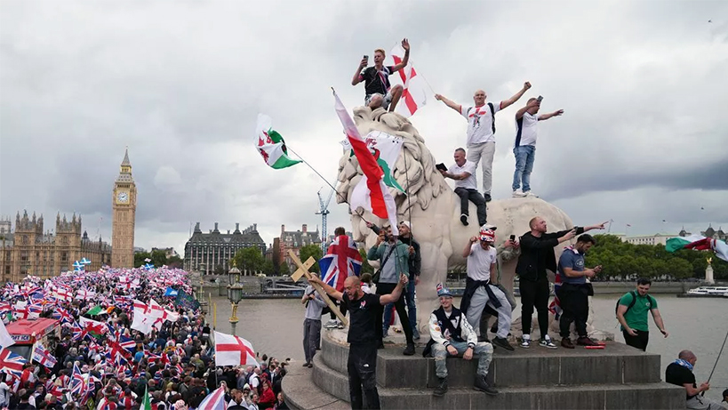 musk-parlamentoyu-feshetme-cagrisi-yapti