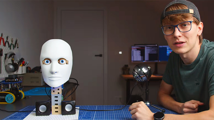 bir-anda-canavarlasan-robot